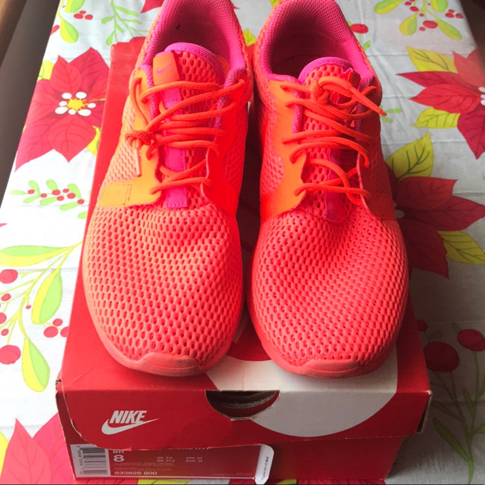 Womens Nike Roshe One Hyp Br